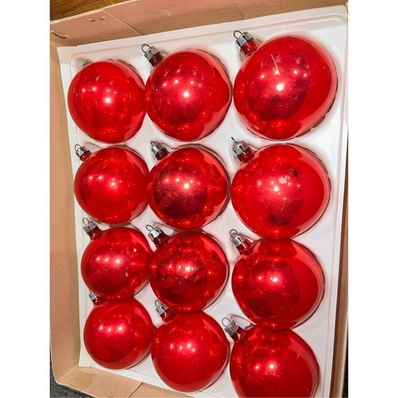 Vintage Christmas Glass Ball Ornaments-Red Round Ball 12 Ct In Box-Good Cond - Picture 4 of 5